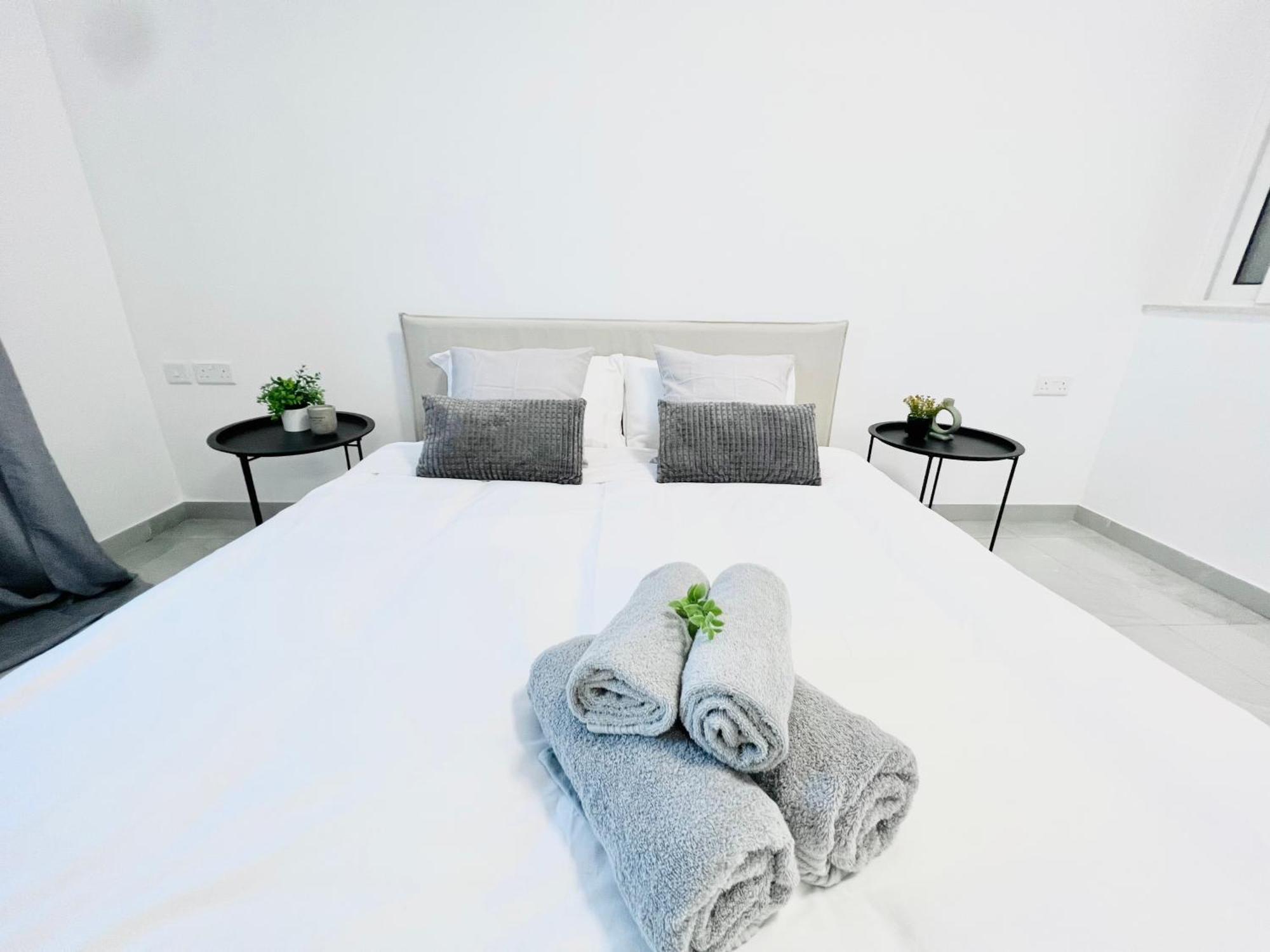 Sunshine Suits - Brand New Apartments Msida Exterior foto